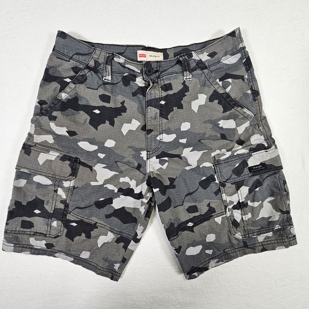 Wrangler Shorts Mens 33 Five Star Heritage Cargo 10" Inseam Camo Relaxed Fit